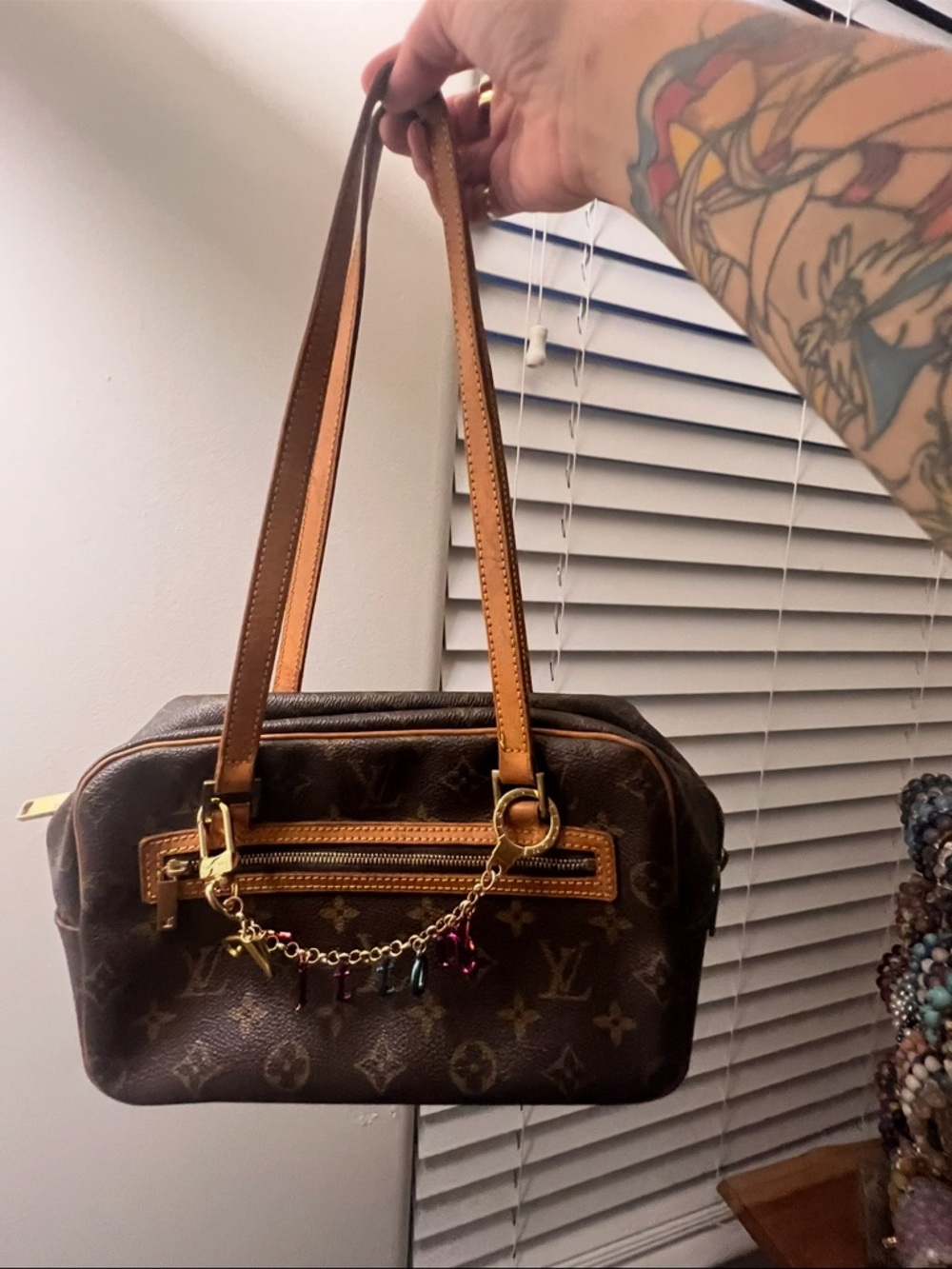 Louis Vuitton Cite MM